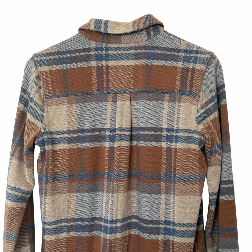 FAHERTY Women's Legend Classic Button Down Sweater Shirt in Rockland Plaid,Small - Picture 7 of 12